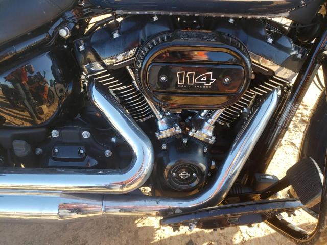 2019 HARLEY-DAVIDSON FLHCS 1HD1YBK28KB060556
