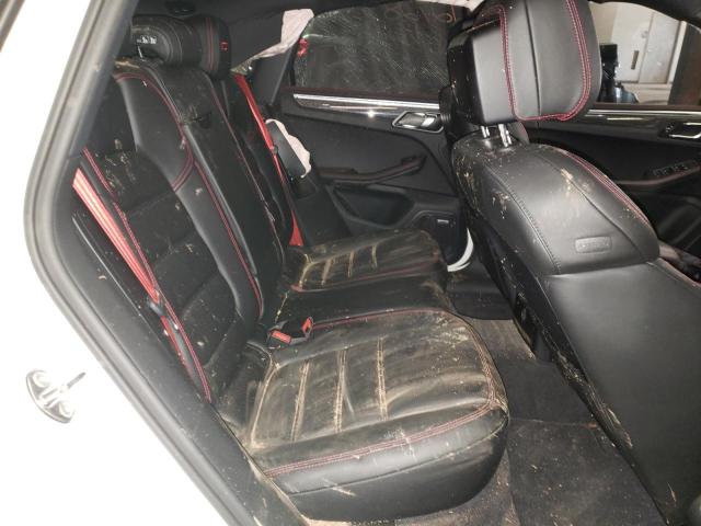 2018 PORSCHE MACAN GTS WP1AG2A51JLB60702