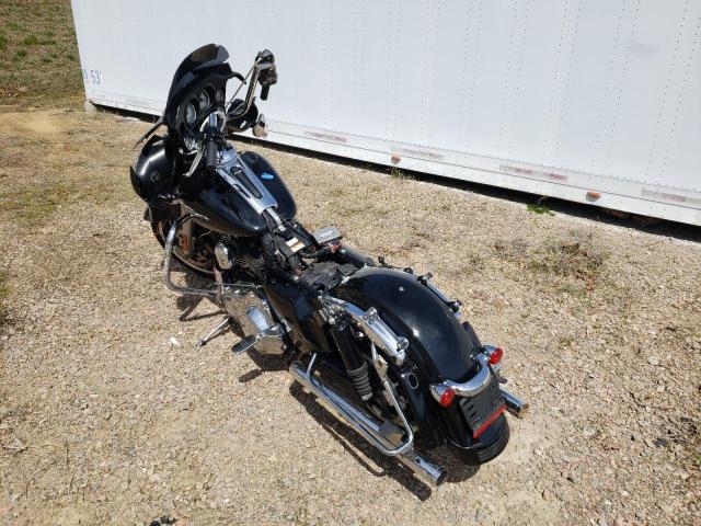 2011 HARLEY-DAVIDSON FLHX 1HD1KB417BB670003