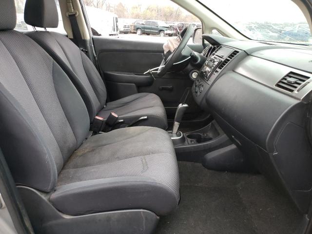 3N1BC13E08L371318 Nissan Versa S 2008. Фото: 4