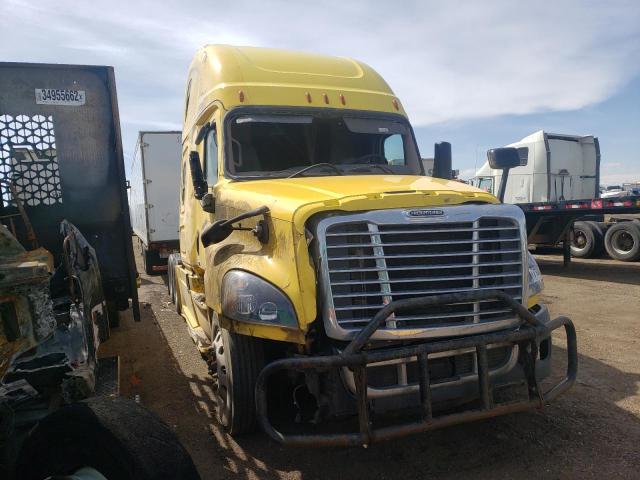 Freightliner Cascadia salvage cars for sale: 2018 Freightliner Cascadia