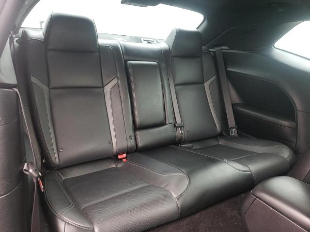 2C3CDZAG6GH290272 Dodge Challenger Sxt