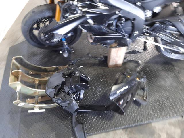 2017 YAMAHA YZFR6 C JYARJ28Y1HA000424
