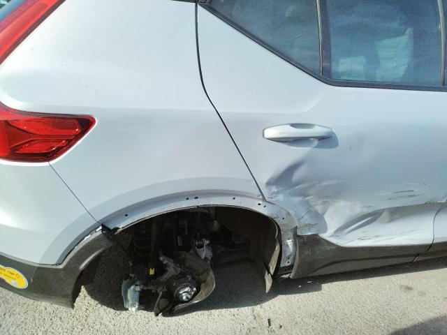 2021 VOLVO XC40 RECHA YV4ED3UR6M2577739
