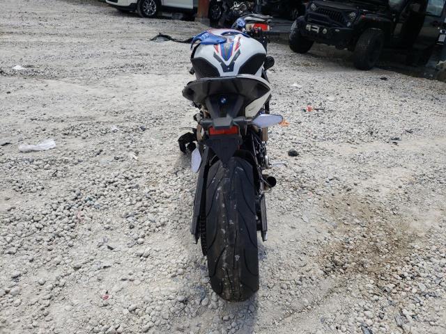 2022 BMW S1000RR WB10E2309N6F23739