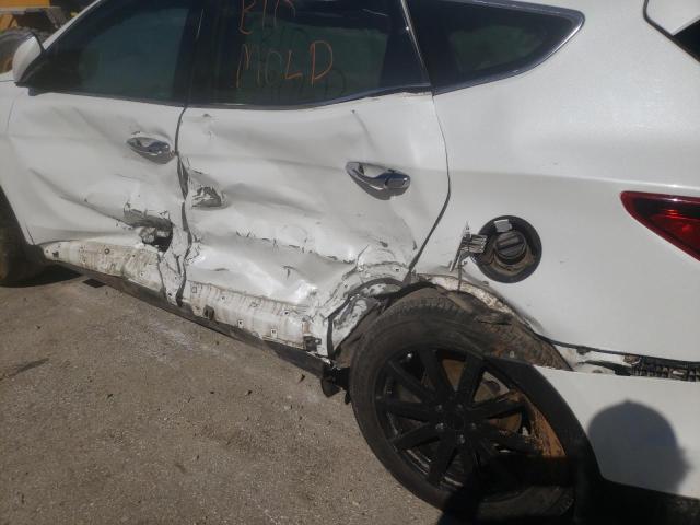 2017 HYUNDAI SANTA FE S - 5XYZU3LB7HG465181