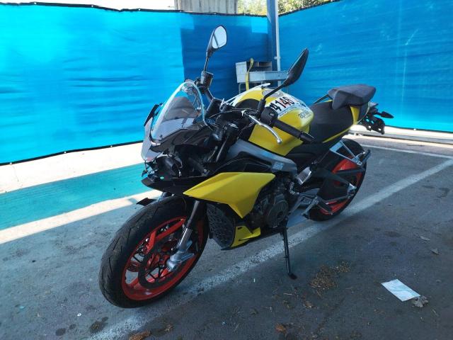 2021 APRILIA TUONO ZD4KSUE04MS000729