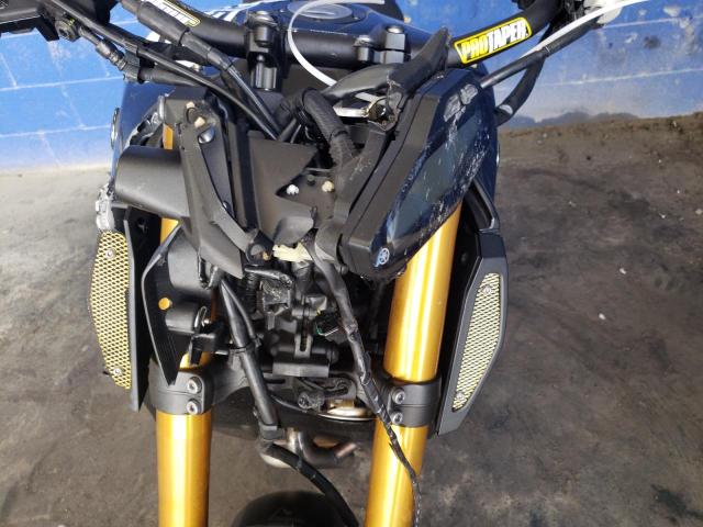 2014 YAMAHA FZ09 JYARN33E4EA000095