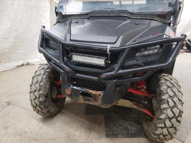 2017 HONDA SXS1000 M3 1HFVE04X0H4100527