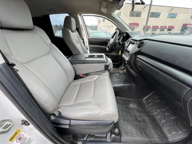 5TFUM5F16EX052914 Toyota Tundra Dou 2014. Фото: 4
