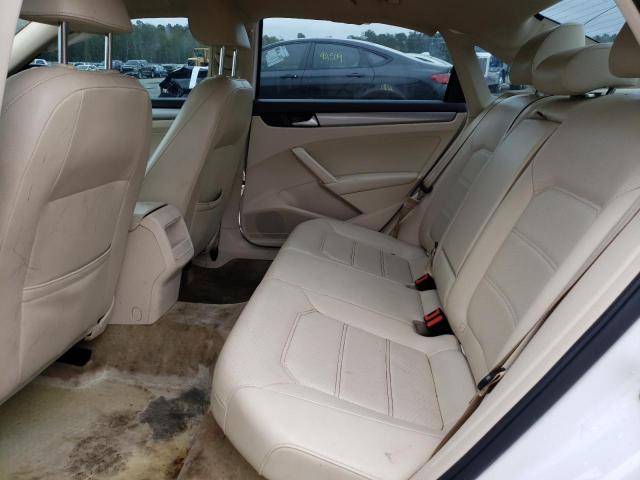2015 VOLKSWAGEN PASSAT S 1VWAT7A30FC108166