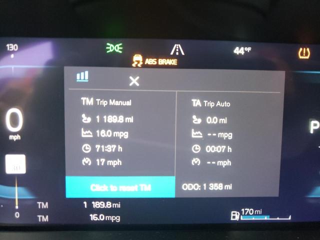 2022 VOLVO XC60 B6 R- YV4062RM1N1899370