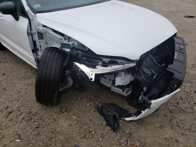 2022 VOLVO XC60 B6 R- YV4062RM1N1899370
