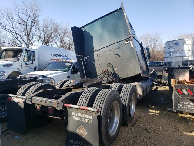 1999 International 9900 VIN: 2HSFTAER1XC042430 Lot: 39724562