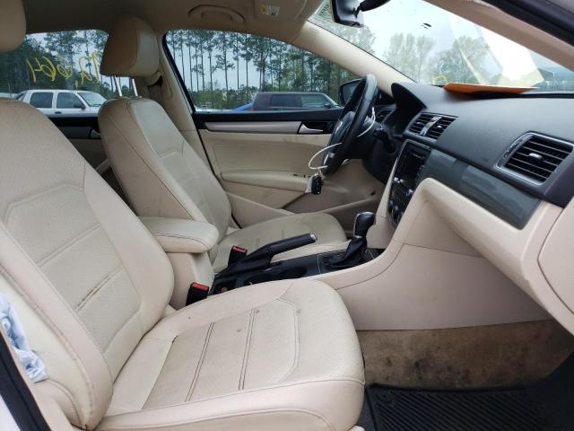 2015 VOLKSWAGEN PASSAT S 1VWAT7A30FC108166
