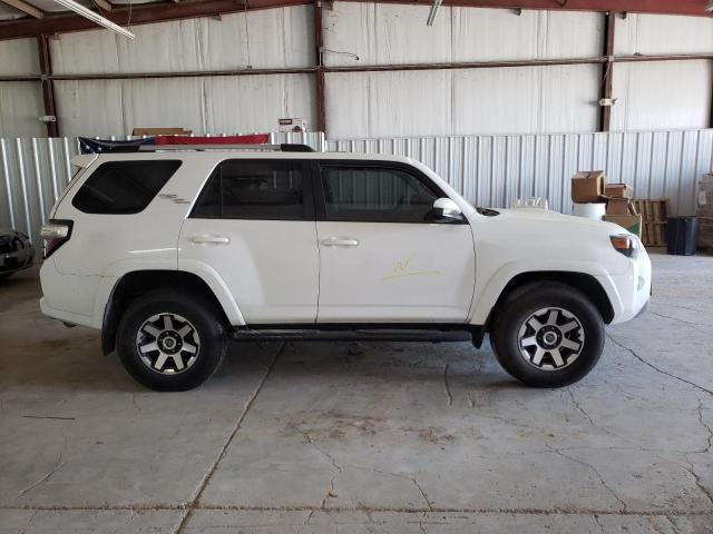 2017 TOYOTA 4RUNNER JTEBU5JR8H5469354