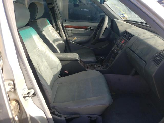 Фото: WDBHA24G7XA701589 - 5