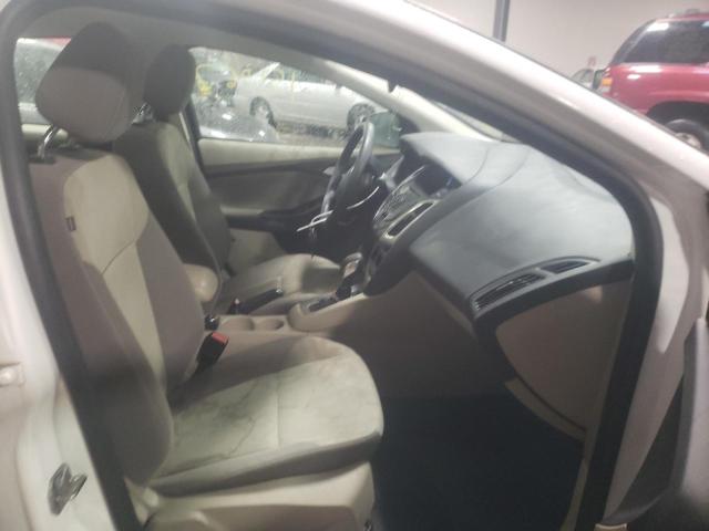 1FAHP3F22CL353289 Ford Focus Se 2012. Фото: 4