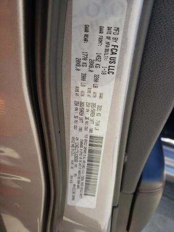 Фото: 1C4SDJCT2JC282666 - 10