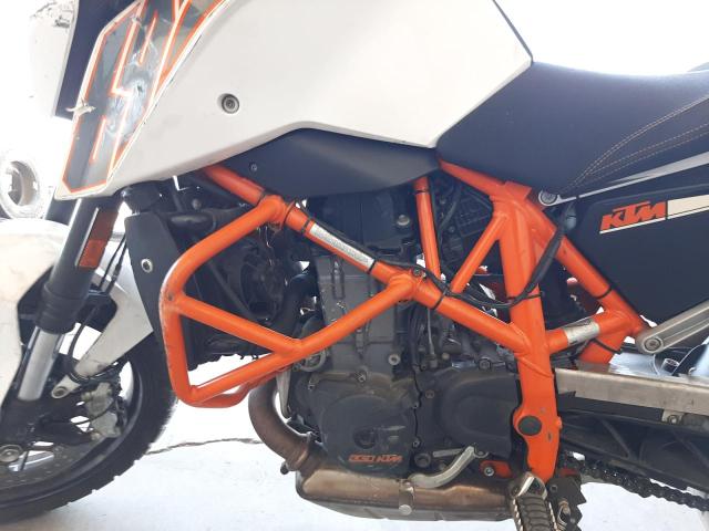 VBKLDT402DM757444 Ktm 690 Duke 2013. Фото: 6