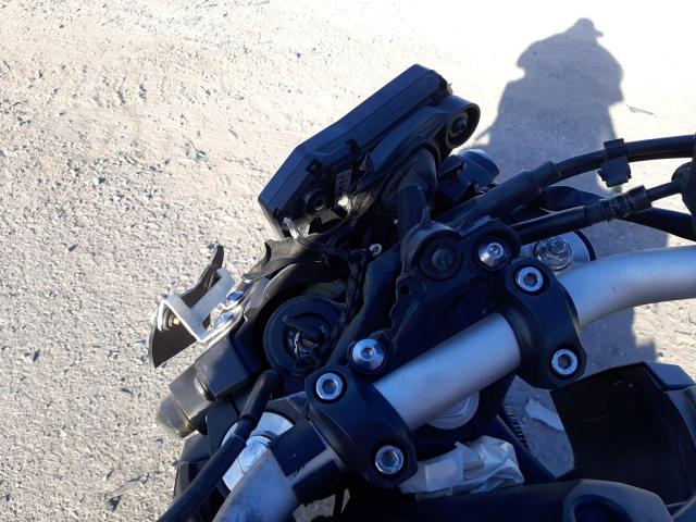 2016 YAMAHA FZ09 JYARN33E9GA010687