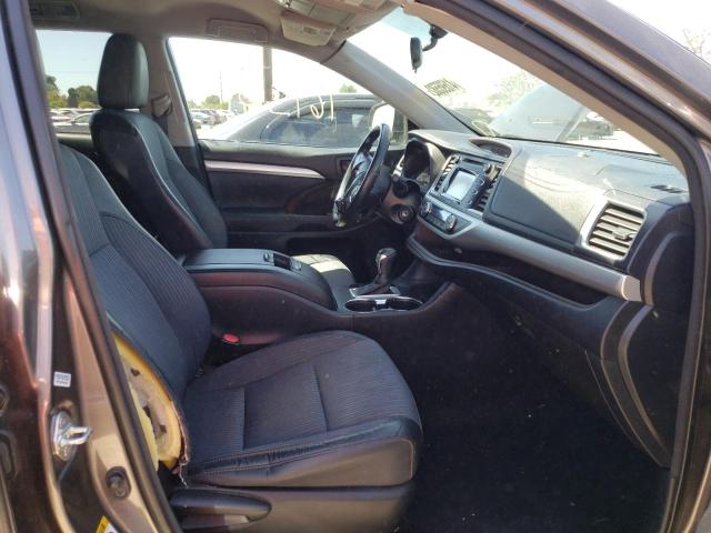 5TDZKRFH9FS087695 Toyota Highlander 2015. Фото: 4