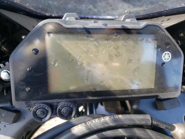 2021 YAMAHA YZFR3 A MH3RH18Y7MK007586
