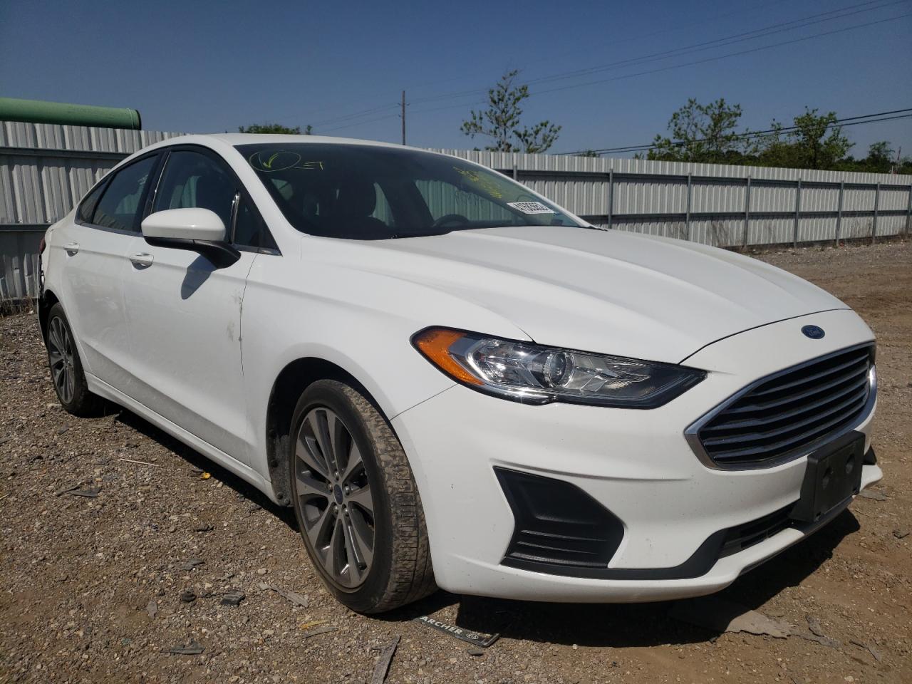3FA6P0T90KR253974 FORD FUSION SE 2019