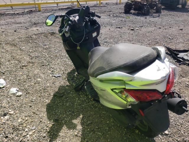 2014 SUZUKI UH200 MLCCH41A5E1600408