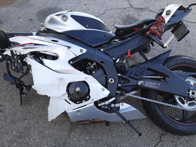 2018 YAMAHA YZFR6 C JYARJ28Y1JA001675