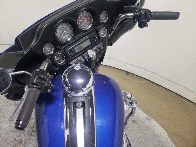 2010 HARLEY-DAVIDSON FLHTK 1HD1KEM19AB620655