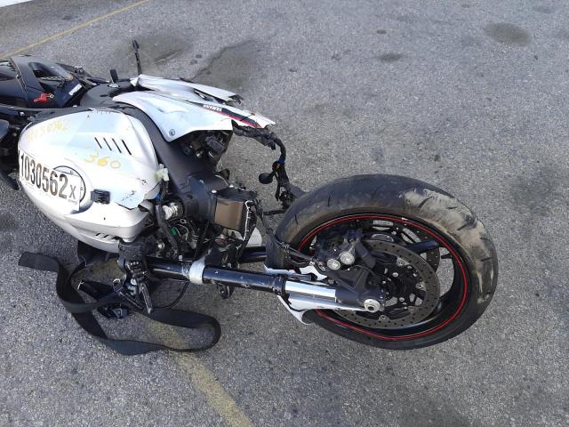 2018 YAMAHA YZFR6 C JYARJ28Y1JA001675