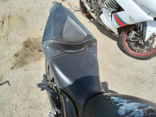 2019 YAMAHA YZFR3 A MH3RH18Y6KK001808