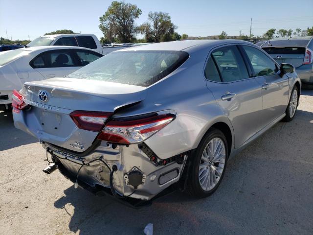 4T1B21HK7JU004468 Toyota Camry Hybr 2018. Фото: 3