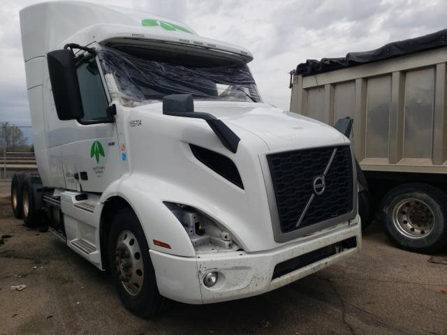 2020 VOLVO VNR 4V4WC9EH6LN247412