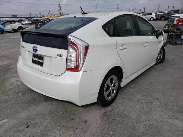 JTDKN3DU6E1784937 Toyota Prius 2014. Фото: 3