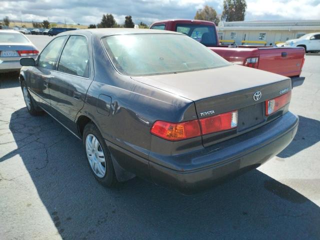 Фото: 4T1BG22K21U842570 - 3