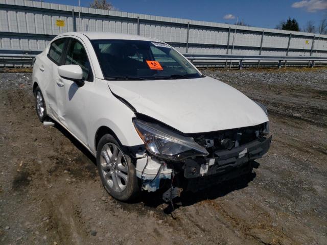 Salvage cars for sale from Copart Grantville, PA: 2017 Toyota Yaris IA