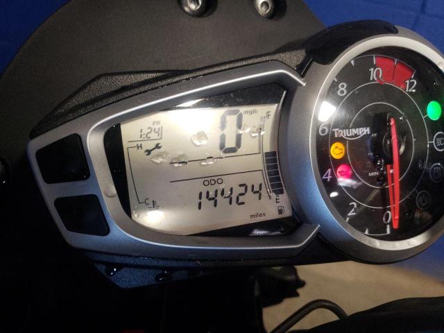 2011 TRIUMPH MOTORCYCLE SPEED TRIP SMTN00PK7BJ489752