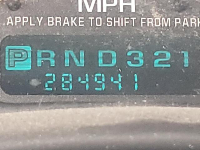 Фото: 1GKFK16Z92J175185 - 8