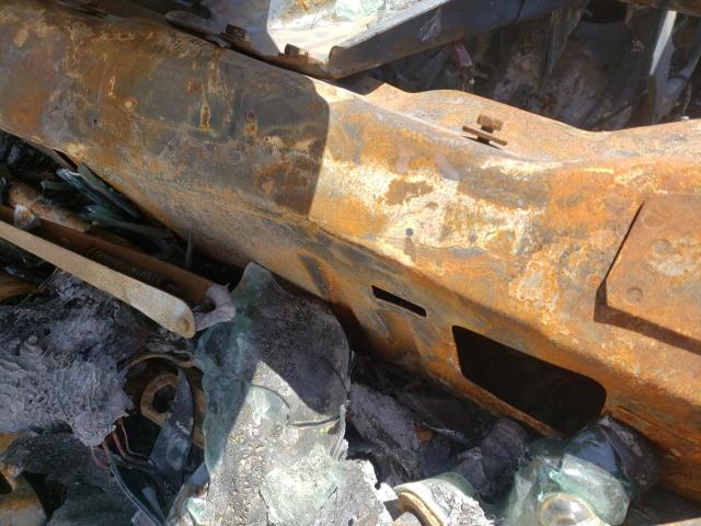 Фото: 2C4RC1BG2GR245039 - 10