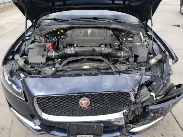 2017 JAGUAR XF PREMIUM SAJBJ4BV6HCY30872