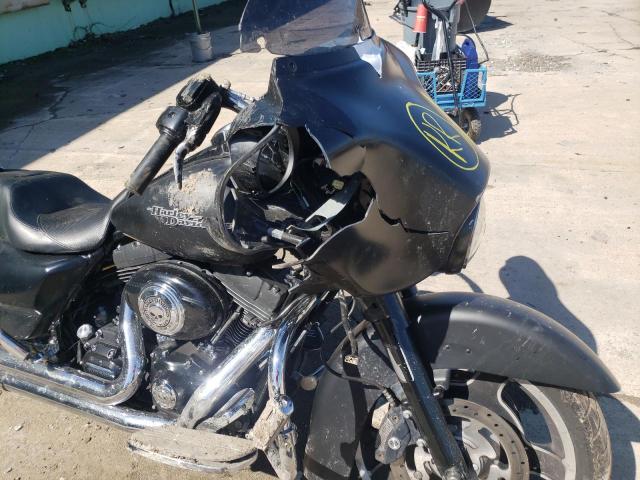 2011 HARLEY-DAVIDSON FLHX 1HD1KB419BB630716