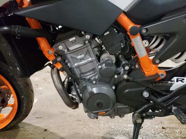2021 KTM 890 DUKE R VBKTU9405MM810902