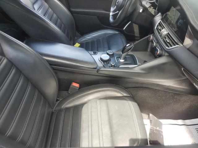 ZARFAECN8H7530561 Alfa Romeo Giulia Ti 2017. Фото: 4