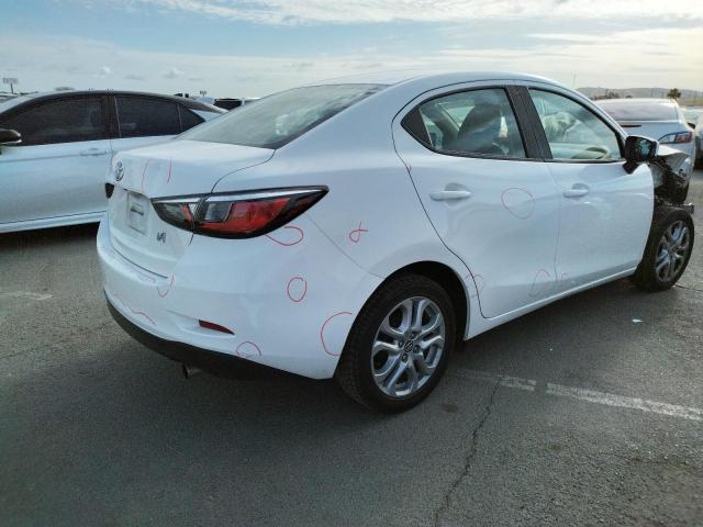 2017 TOYOTA YARIS IA 3MYDLBYV2HY157102