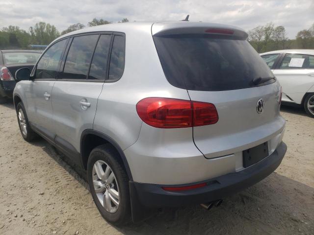 WVGAV3AX0DW611065 Volkswagen Tiguan S 2013. Фото: 2