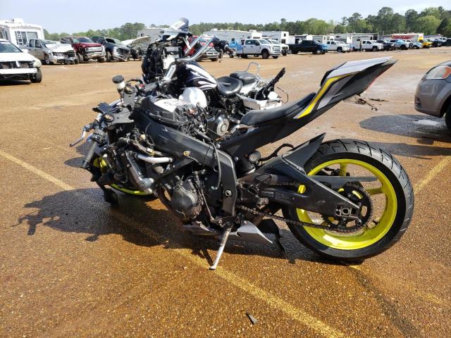 2017 YAMAHA YZFR6 JYARJ28E8HA002256