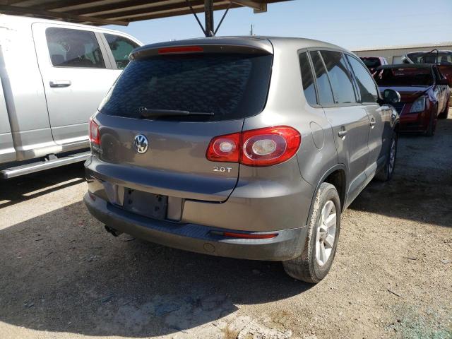 WVGAV7AX2AW520737 Volkswagen Tiguan S 2010. Фото: 3