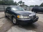 2002 LINCOLN  TOWN CAR